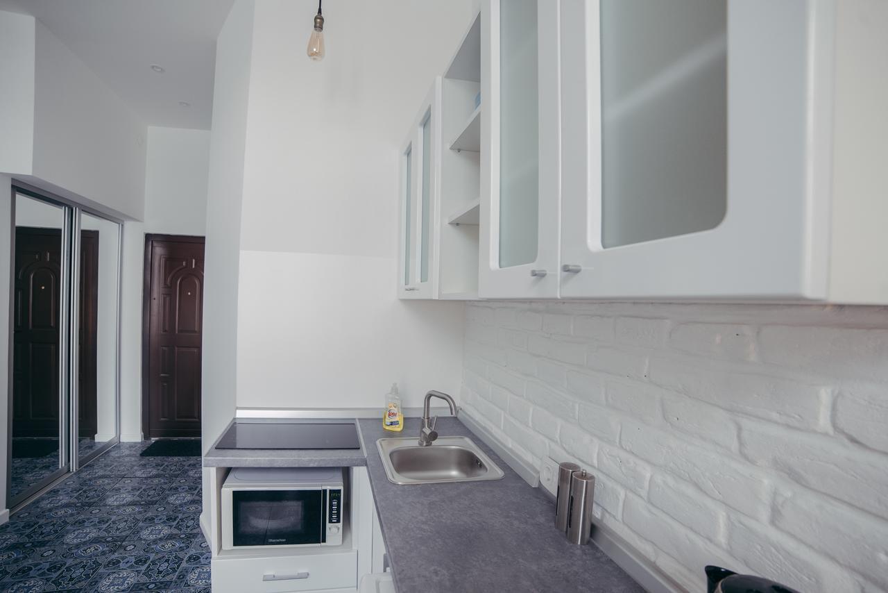 Студия С Дизайнерским Ремонтом Lviv Exterior photo